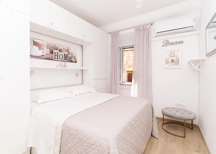 Chameleon Apartament